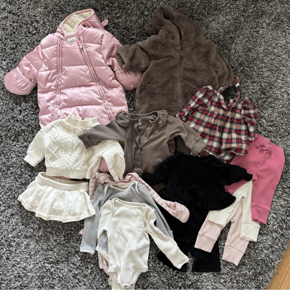 Gap Baby Girl 0-3 Month Clothing Bundle